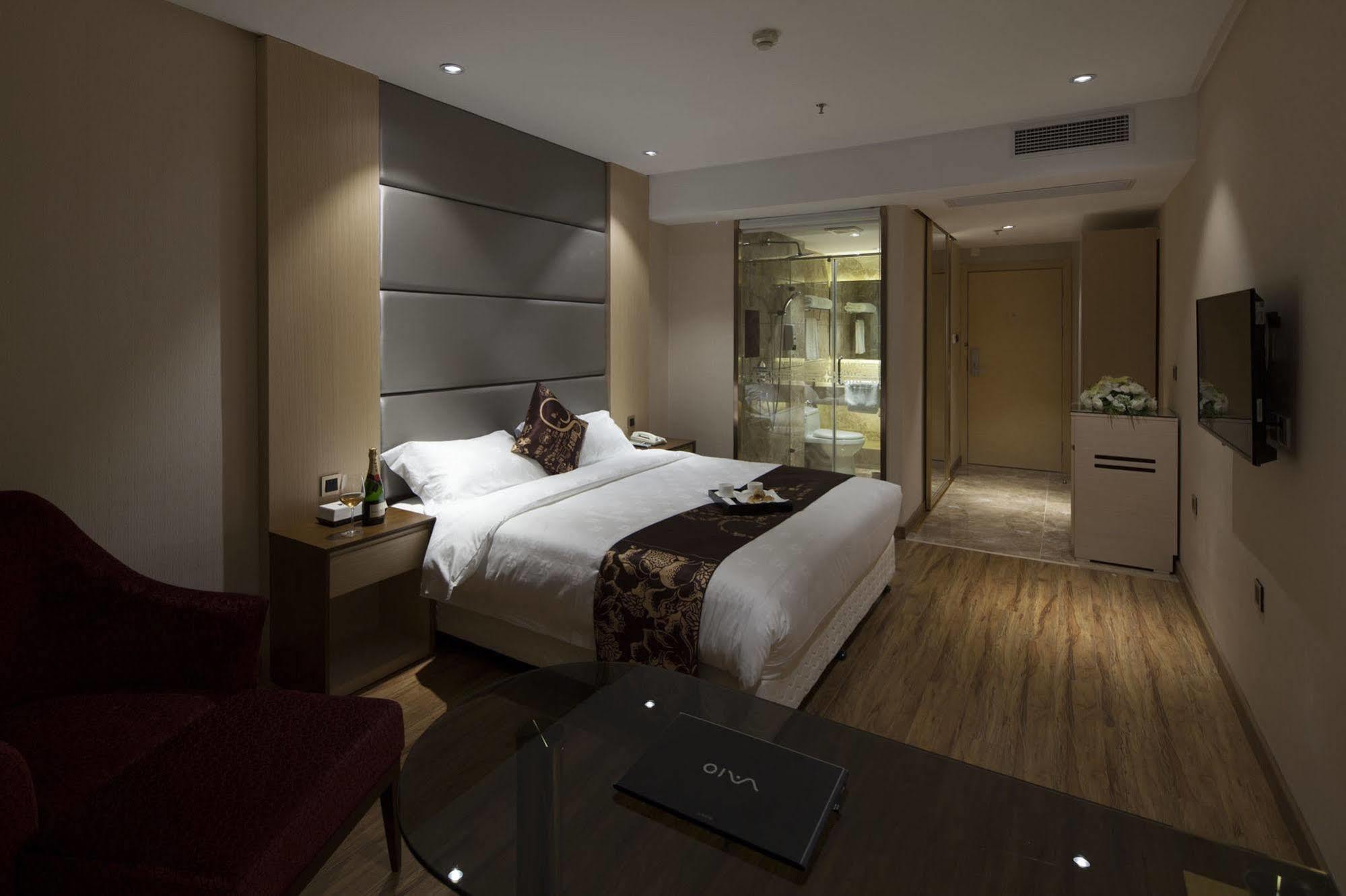 Kingtown Hongkou Shanghai Buitenkant foto