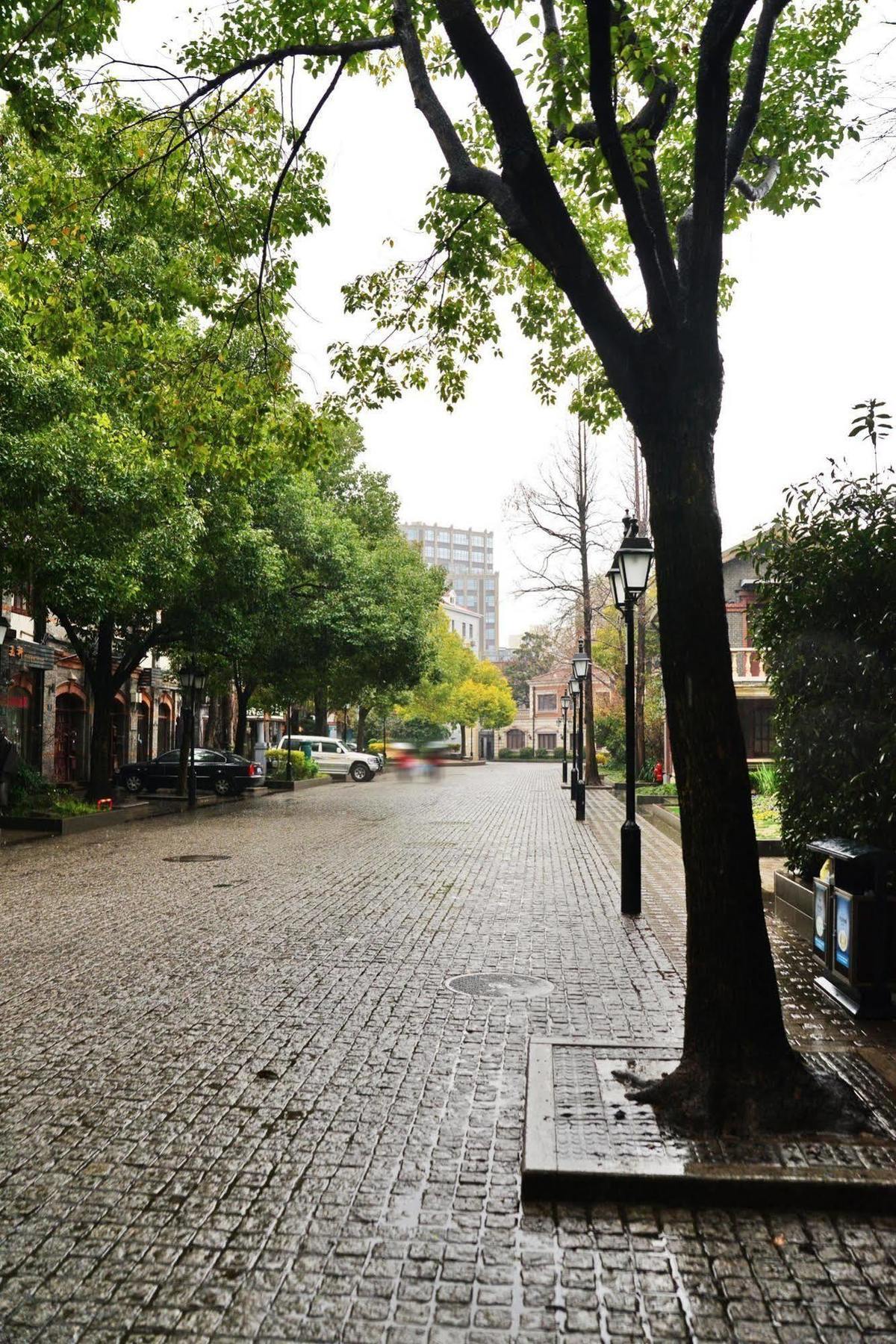 Kingtown Hongkou Shanghai Buitenkant foto